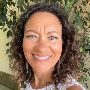 Meet your Posher, Liza